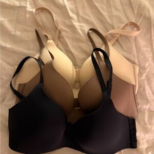 Uniqlo Wireless Bra - 3D Hold Black, Taupe, Cream